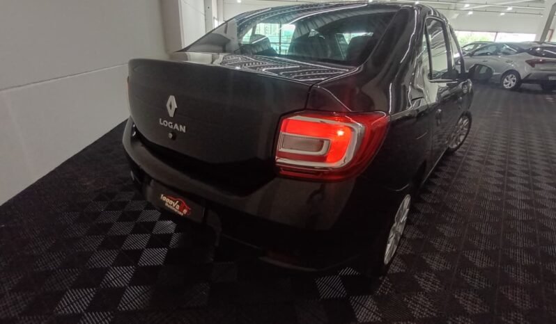 Renault LOGAN Zen 2025 completo