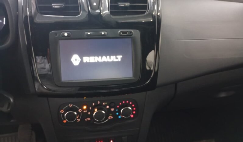 Renault LOGAN Zen 2025 completo