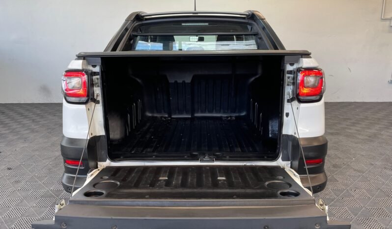 Fiat Strada Volcano 2023 completo