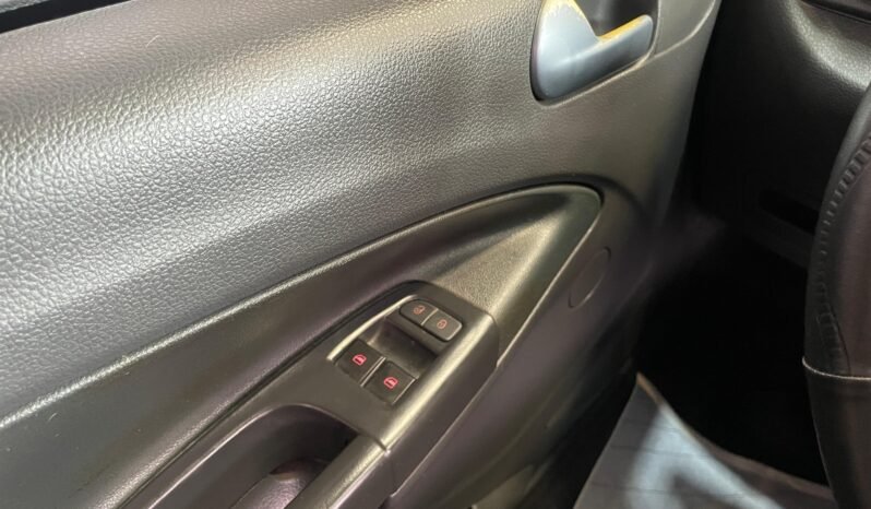 VolksWagen VOYAGE 2013 completo