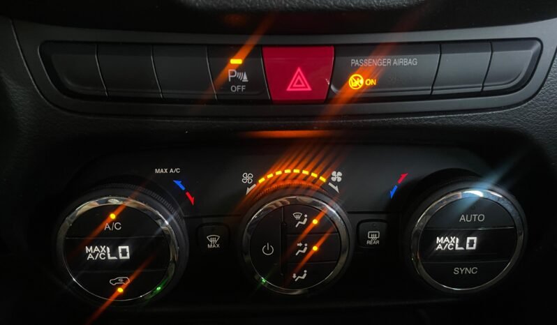 Jeep Renegade Longitude 2016 completo