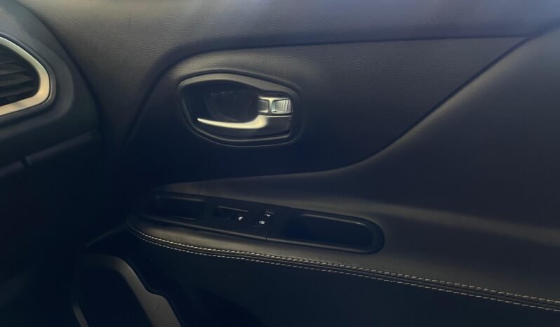 Jeep Renegade Longitude 2016 completo