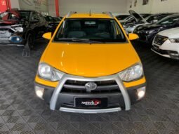Toyota ETIOS CROSS 2015