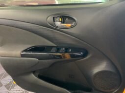 Toyota ETIOS CROSS 2015 completo