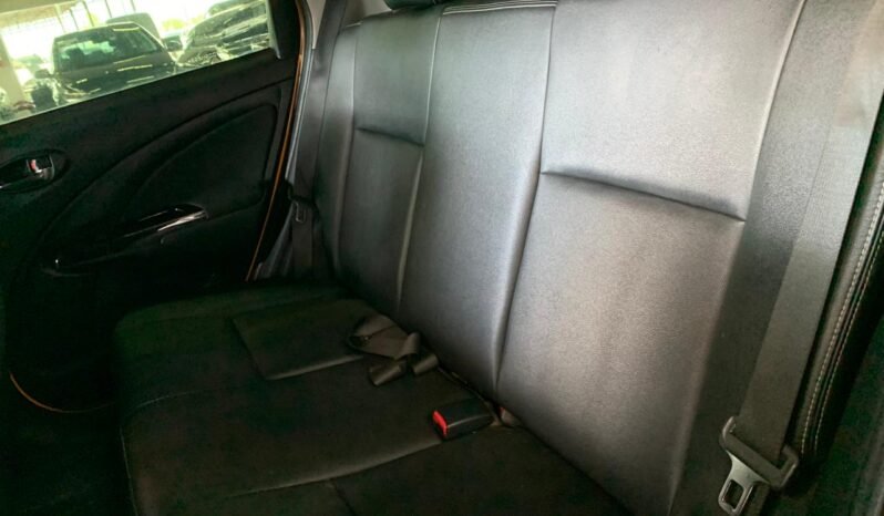 Toyota ETIOS CROSS 2015 completo