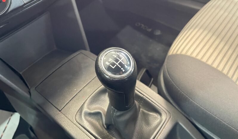 VolksWagen Polo Sed. COMFORT 2008 completo