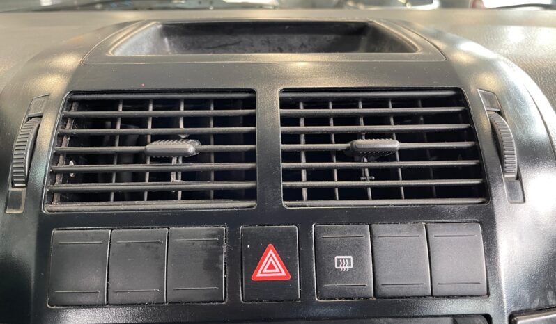 VolksWagen Polo Sed. COMFORT 2008 completo