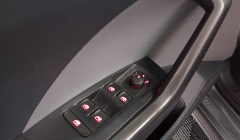 VolksWagen T-Cross 200 TS completo