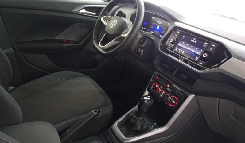 VolksWagen T-Cross 200 TS completo