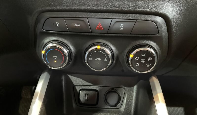 Chevrolet ONIX HATCH LT 2024 completo