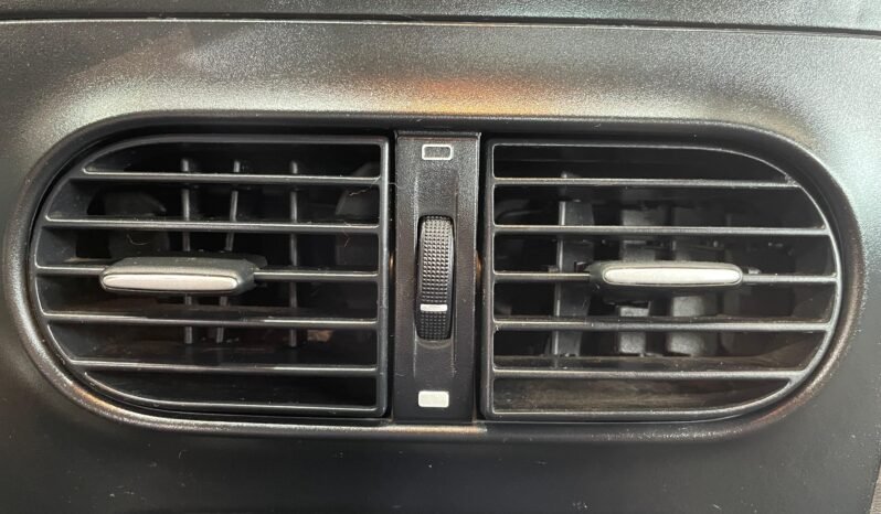 Fiat Strada Working 2018 completo