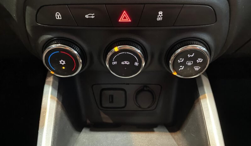 Chevrolet ONIX HATCH LT 2025 completo