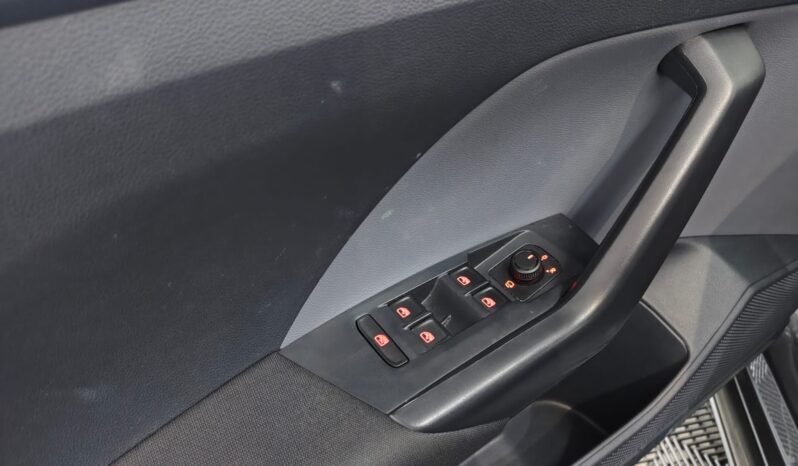 VolksWagen T-Cross Comfor. 200 TSI 2023 completo