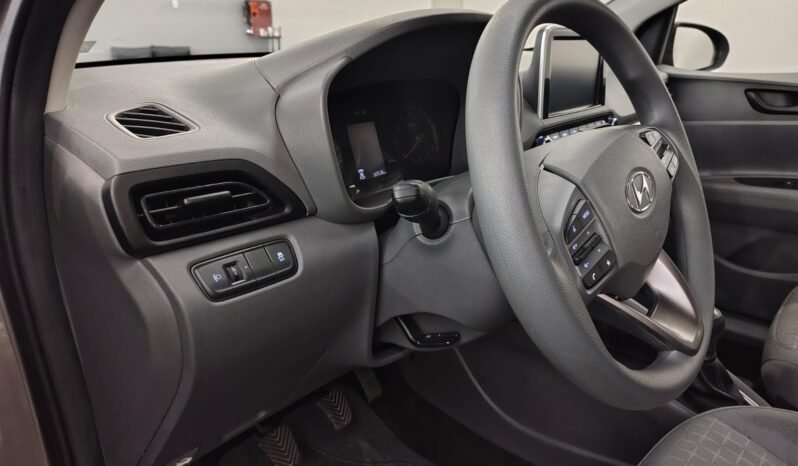 Hyundai HB20S Comfort Plus 2025 completo