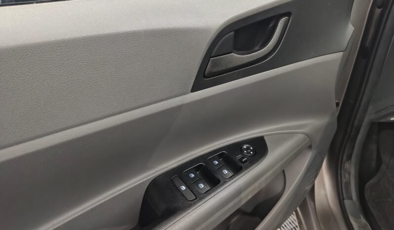 Hyundai HB20S Comfort Plus 2025 completo