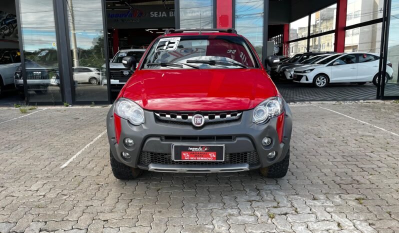 Fiat Strada Adventure 2013 completo
