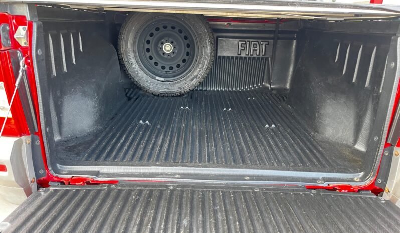 Fiat Strada Adventure 2013 completo