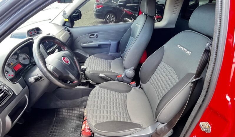 Fiat Strada Adventure 2013 completo