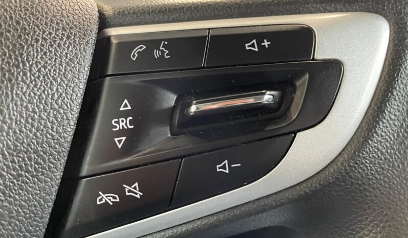 Chevrolet ONIX HATCH LT 2025 completo