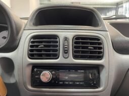 Renault Clio Hi-Flex 2011 completo