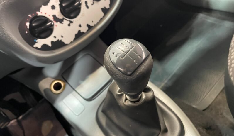 Renault Clio Hi-Flex 2011 completo