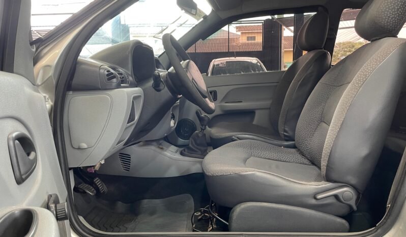 Renault Clio Hi-Flex 2011 completo