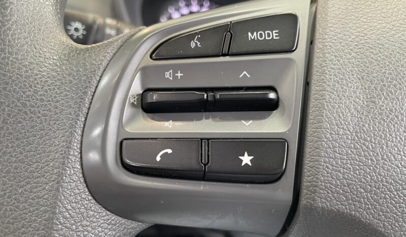 Hyundai HB20S Comfort Plus 2025 completo