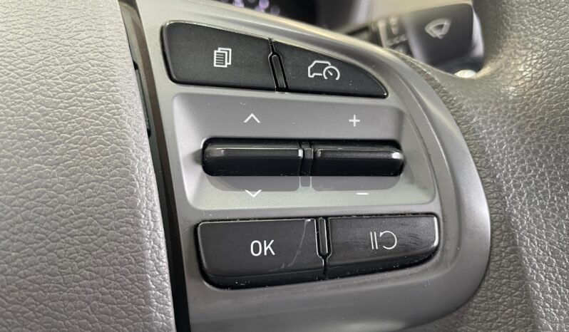 Hyundai HB20S Comfort Plus 2025 completo