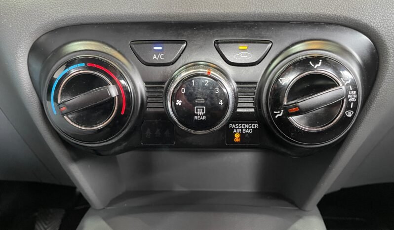 Hyundai HB20S Comfort Plus 2025 completo