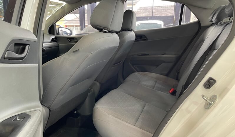 Hyundai HB20S Comfort Plus 2025 completo