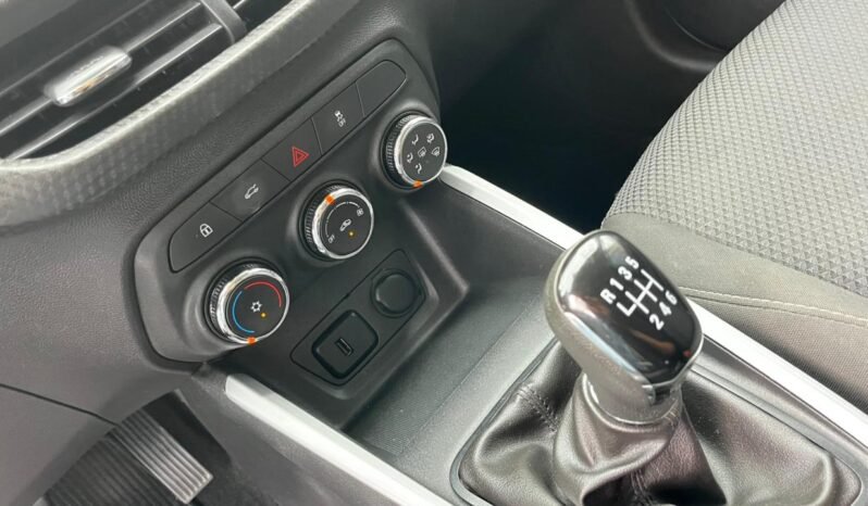 Chevrolet ONIX HATCH LT 2023 completo