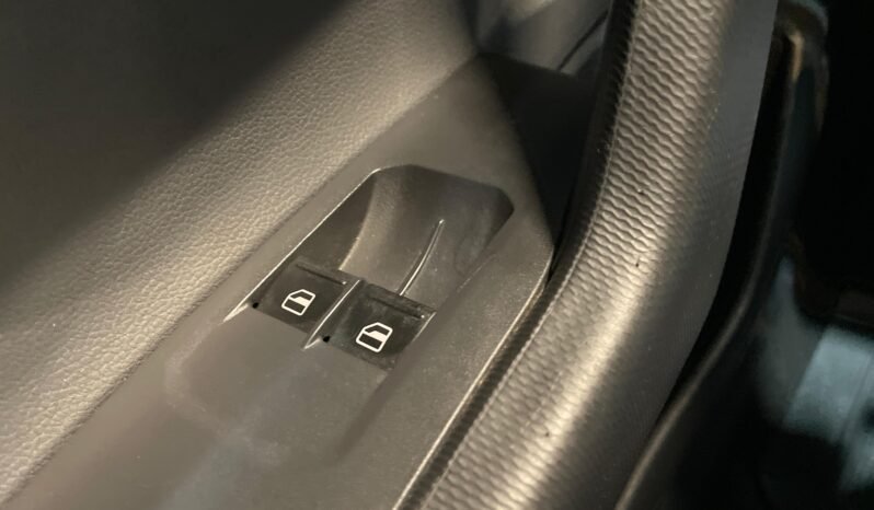 VolksWagen Polo Track 2025 completo