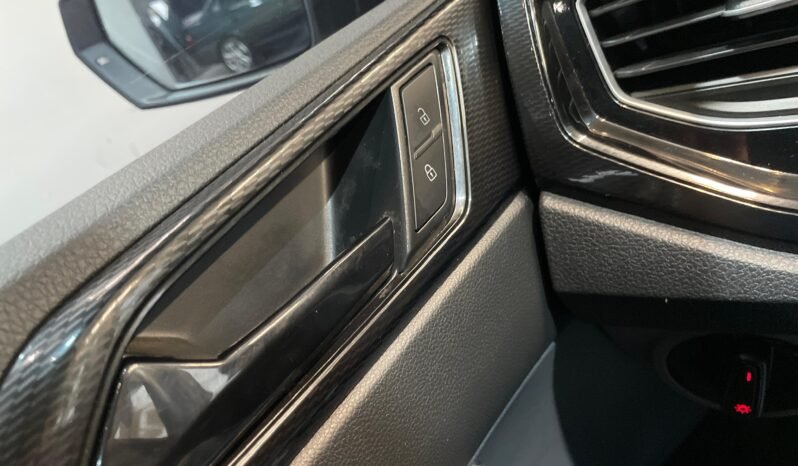 VolksWagen Polo Track 2025 completo