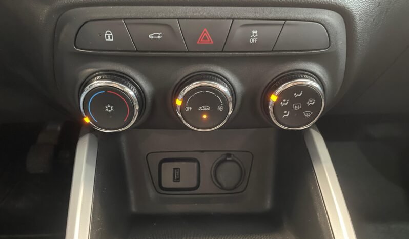 Chevrolet ONIX HATCH LT 2023 completo