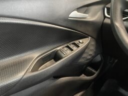 Chevrolet ONIX HATCH LT 2023 completo