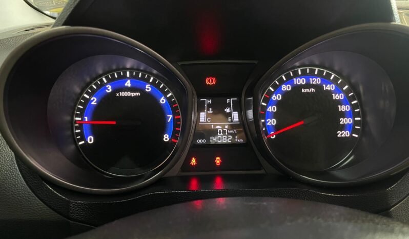 Hyundai HB20S C.Plus/C.Style 2014 completo