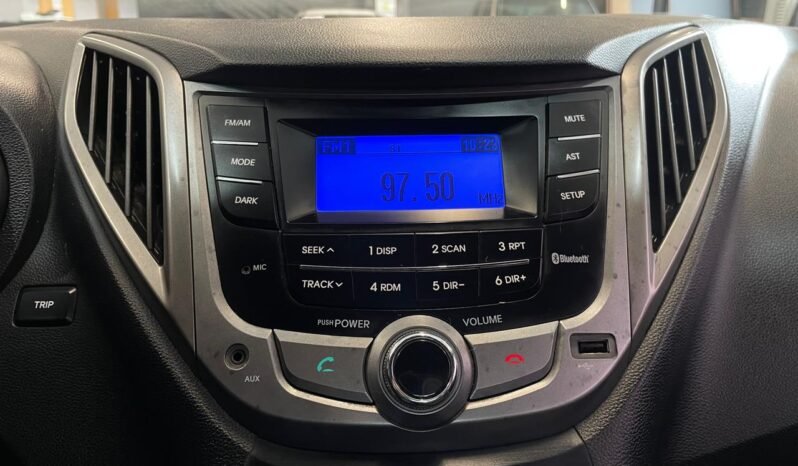 Hyundai HB20S C.Plus/C.Style 2014 completo