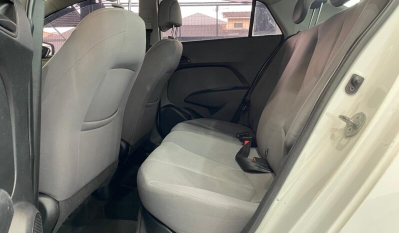 Hyundai HB20S C.Plus/C.Style 2014 completo