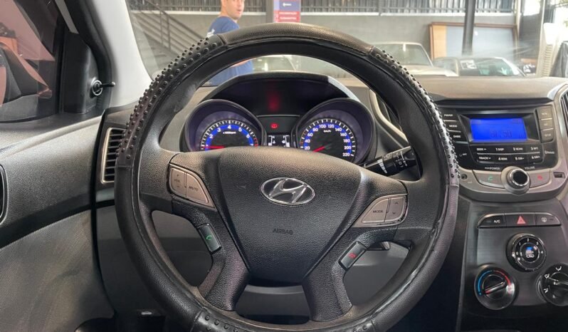 Hyundai HB20S C.Plus/C.Style 2014 completo