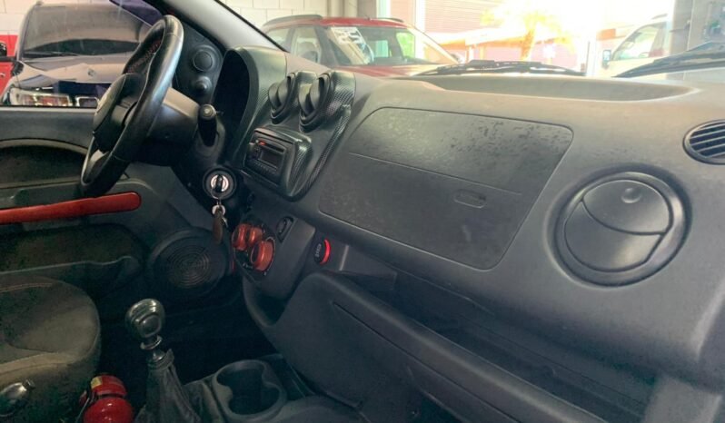 Fiat Uno Sporting 2014 completo