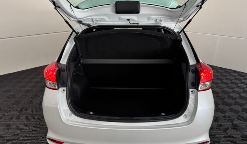 Toyota YARIS XL 2025 completo