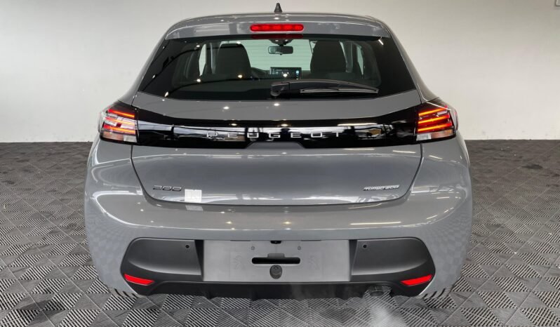 Peugeot 208 Allure 2025 completo