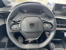 Peugeot 208 Allure  2025 completo