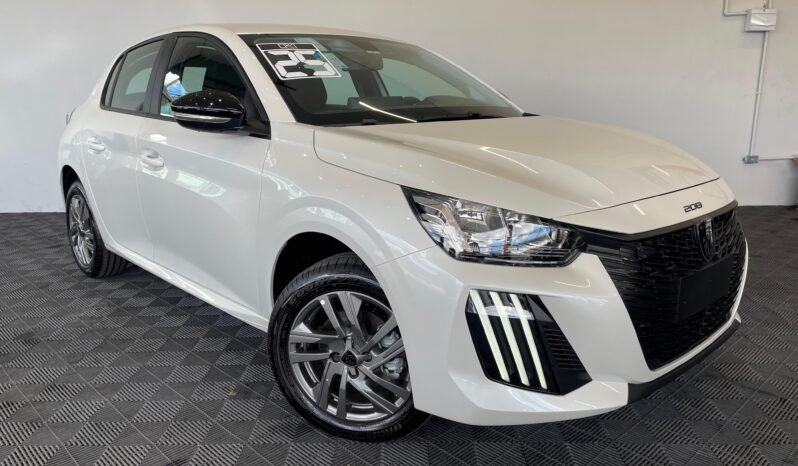 Peugeot 208 Allure 2025 completo