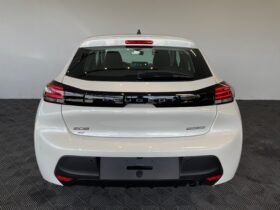 Peugeot 208 Allure 2025