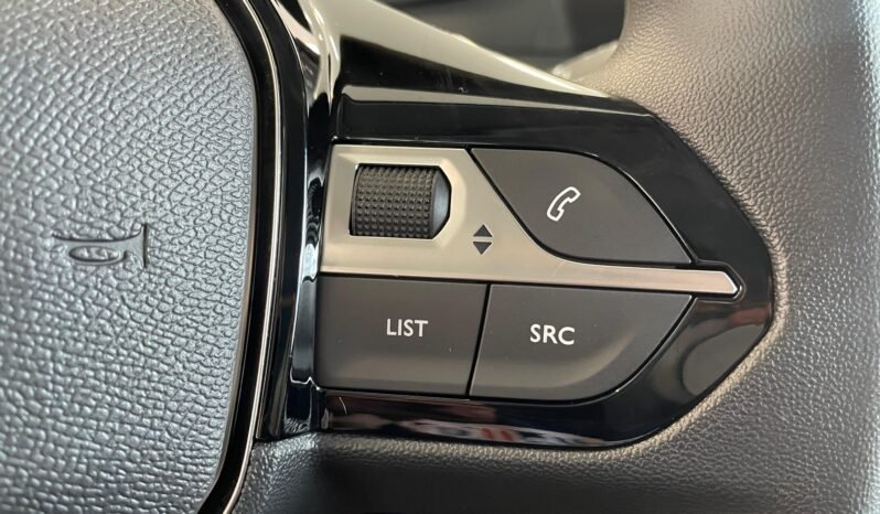 Peugeot 208 Allure 2025 completo