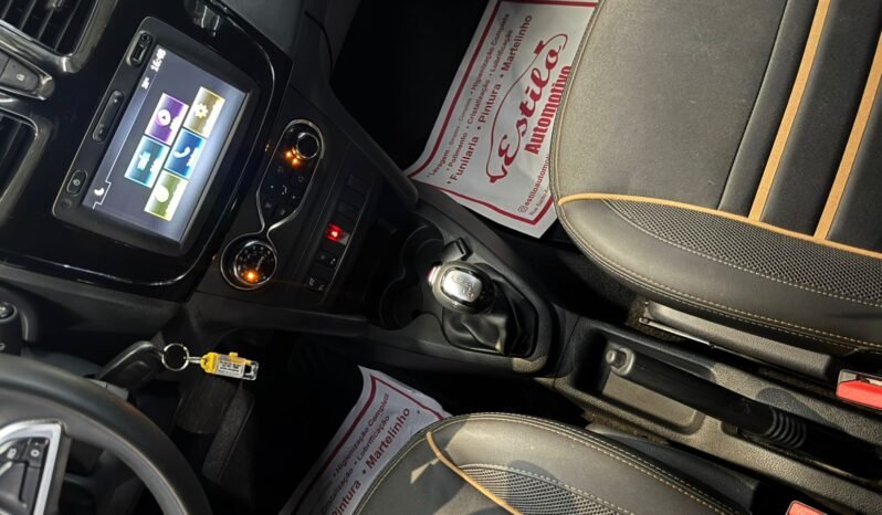 Renault STEPWAY Intense Flex 2020 completo