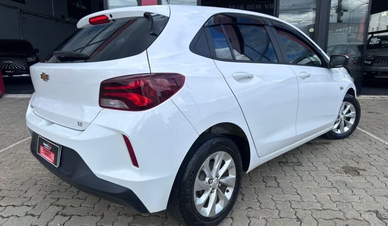 Chevrolet ONIX HATCH LT 2023 completo