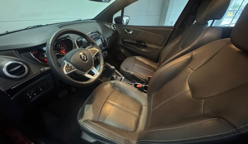 Renault CAPTUR Iconic 2022 completo
