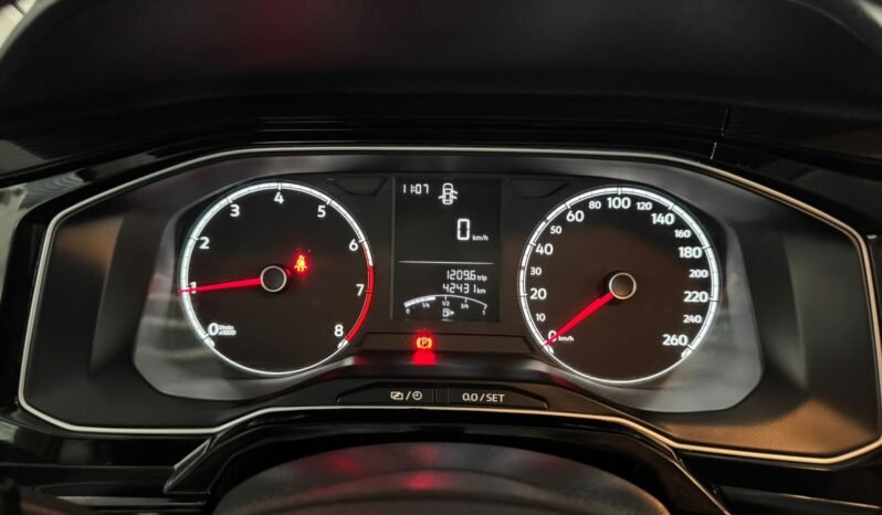 VolksWagen Polo Track 2025 completo